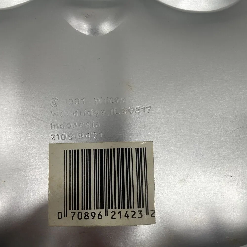 Vtg Wilton Merry Santa Cake Pan Aluminum 2105-9421 1991 Christmas Insert